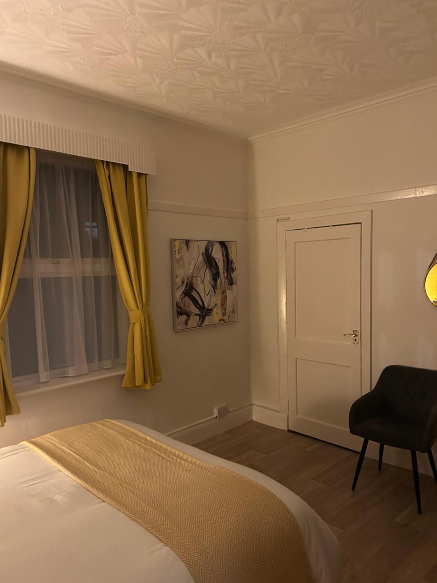 Knighton Lodge 斯凯格内斯 外观 照片